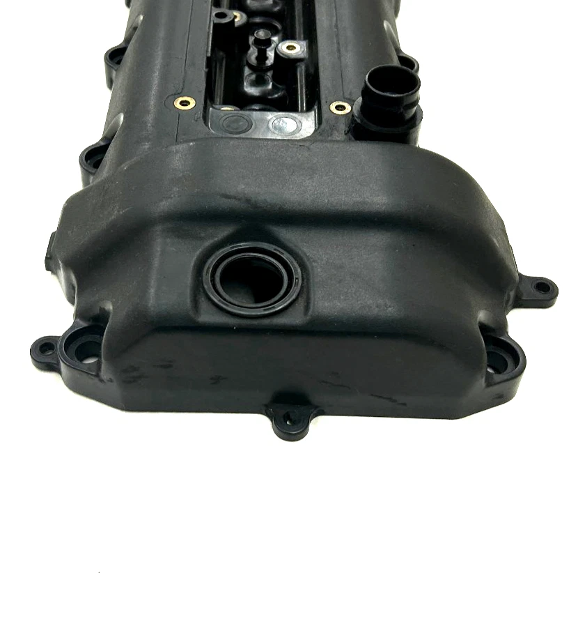 1999 2000 2001 2002 Jaguar XJ8 XK8 4.0L V8 Valve Cover  RH Passenger Side, Used - Image 3 of 4