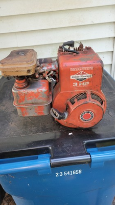 #ad Vintage Briggs amp; Stratton 3HP 80232 Threaded Horizontal Shaft Engine Red $249.98