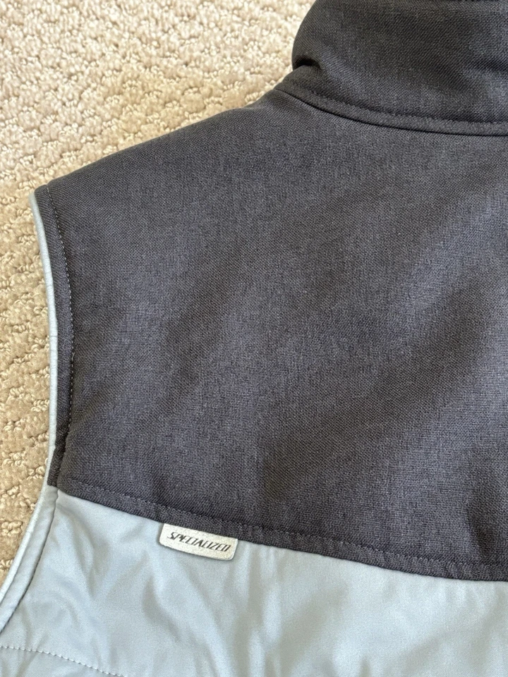 Specialized Cycling Vest Lightweight Gray Green Women’s M - Image 3 of 4