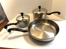 Farberware  Vintage 5 Pc  Aluminum Clad Pan Set 10 in pan, 1 qt & 2 qt saucepans