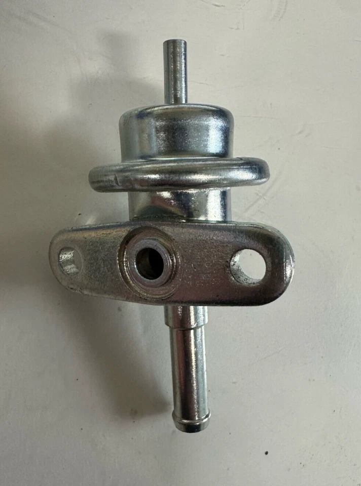 Genuine GP Sorensen Fuel Injection Pressure Regulator 800-255 Honda & Acura Foto 3 de 4