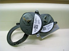 NEW Source 1 / York  Air Pressure Switch S1-02435289000 -0.30 PF High -0.15 Low
