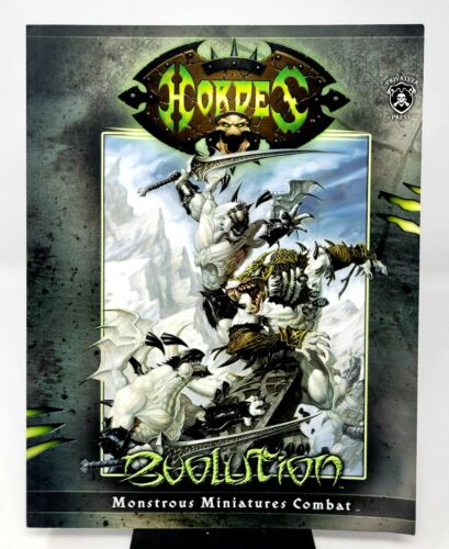 HORDES: Evolution - Monstrous Miniatures Combat - Cover morbida Exp. Rulebook (2007) - Foto 1 di 2