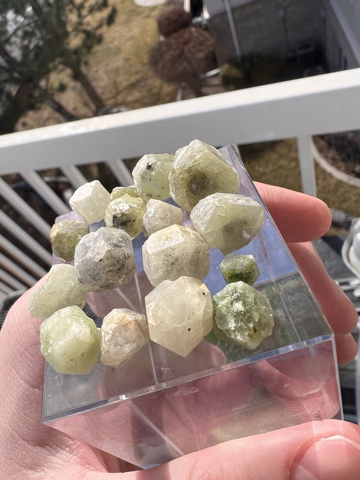 Utah Wah Wah District Grossular Garnets - 5 Gram lot - Image 2 of 4