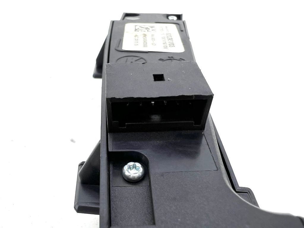 BMW 5 Series F10 F11 Center Console Switch 9202951 RHD for sale 