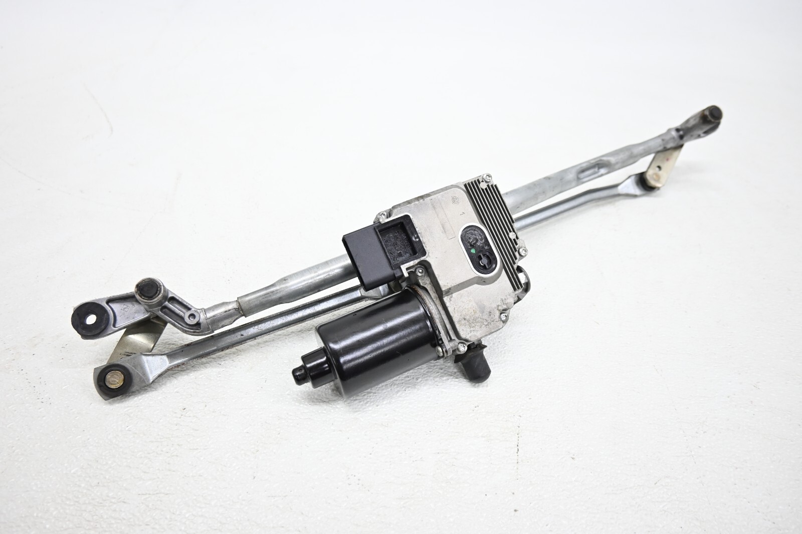 ⭐ 03-12 Bentley Continental Windshield Wiper Blade Motor System Link Oem