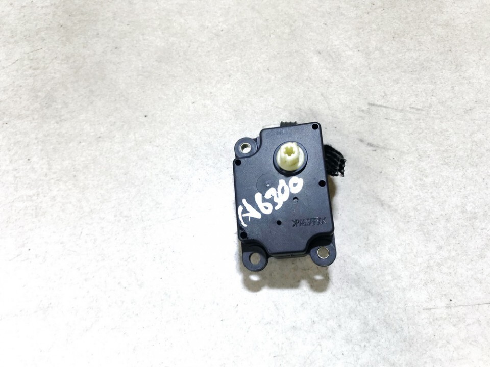 Volvo V70 2002 Heater Vent Flap Control Actuator Engine 75622d, 070 #1127793-17