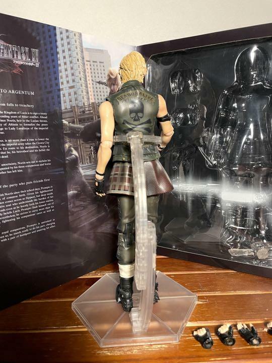 FINAL FANTASY XV プロンプト フィギュア Amazon.co.jp: PLAY ARTS改