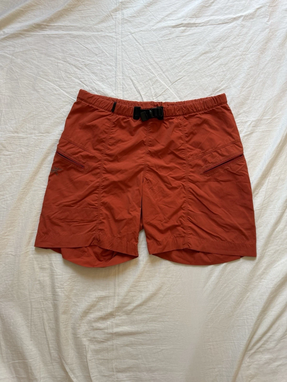 Arc’Teryx Red/orange Nylon Hiking Shorts Men’s S 7”
Opens in a new window or tab