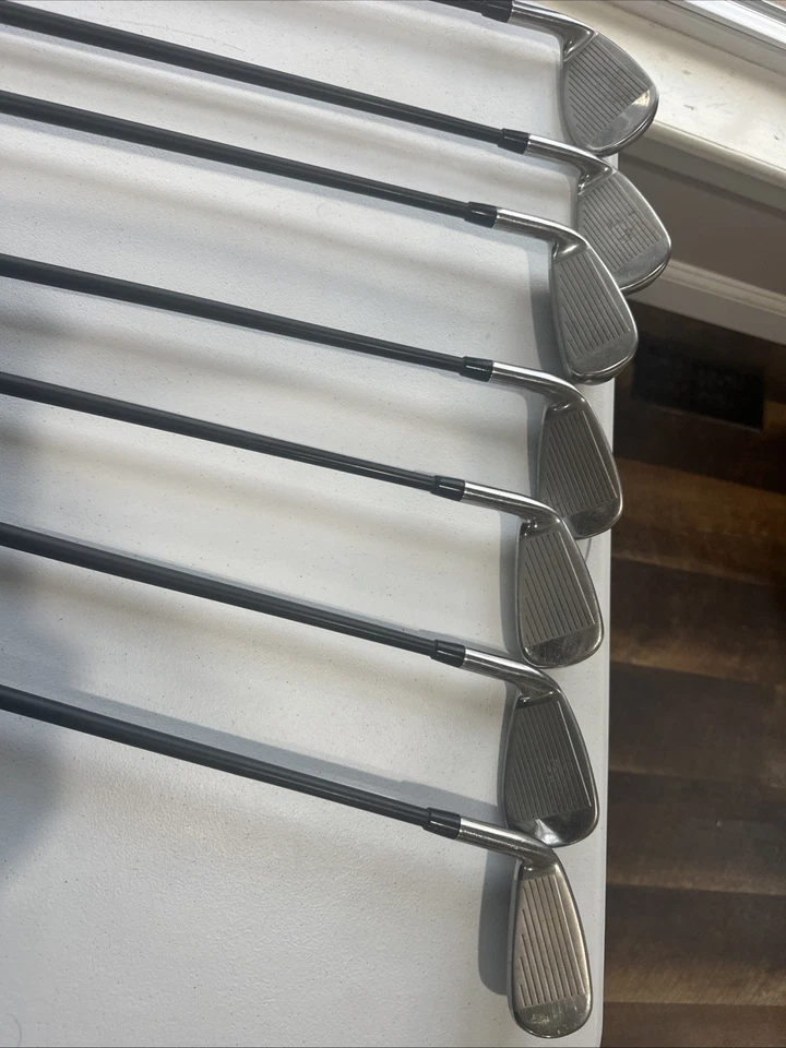 Hierros Cleveland Launcher XL Halo para diestros 5-gw grafito flexión regular usados Foto 4 de 4