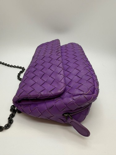 Bottega Veneta Mini sac croisé en Intrecciato violet 18cm × 11cm × 4cm 131386076 - Picture 7 of 14