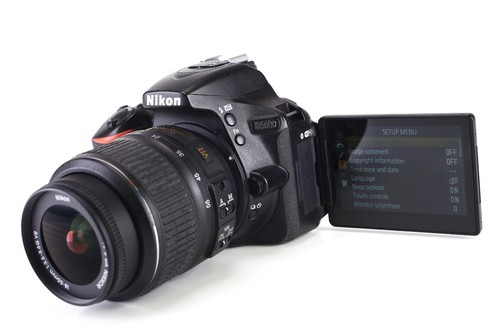 Nikon D5600 Camera & AF -S 18-55mm VR & 55-200mm VR Dual Lens Kit 3,992 Shots - Picture 6 of 14