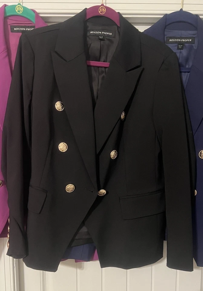 Boston Proper Modern Blazer / Jacket Size 10 Beautiful Buttons Black - Image 2 of 4