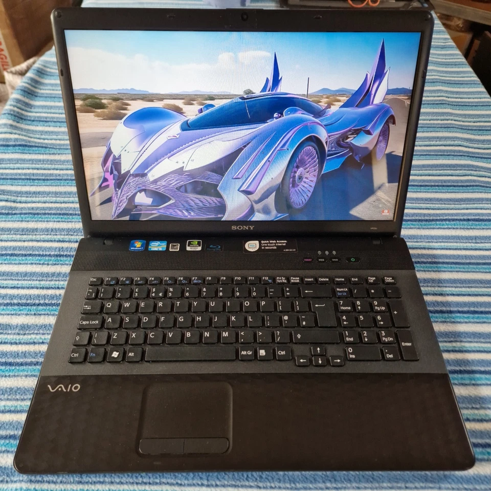 Sony Vaio VPCEJ , i5 , 17.3" , Wind 10 , 120Gb SSD,  8Gb RAM ,NVIDIA 410M (156) - Image 2 of 4