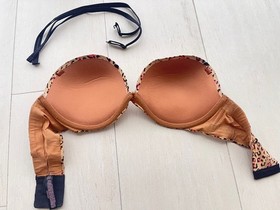 victoria secret Very Sexy BRA/ Strapless Bandeau 34D EUC