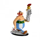 Collectible Figure Obelix With Pile Of Helmets And Idefix