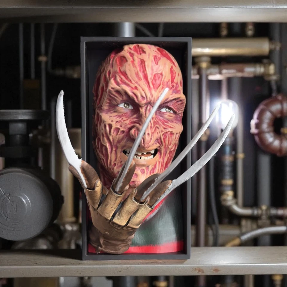 Freddy Krueger Book Nook: Handmade Horror Bookshelf Insert - Image 2 of 4