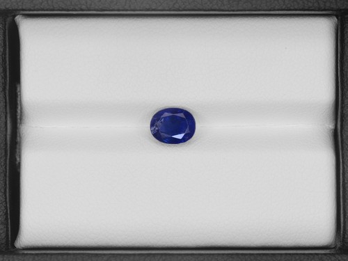 GRS Certified BURMA Blue Sapphire 1.58 Cts Natural Untreated Intense Royal Blue - Imagen 3 de 10