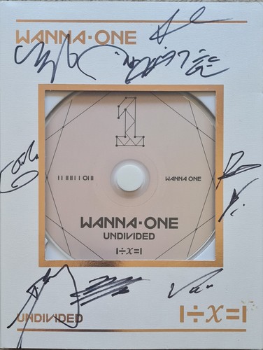All Member's real Signatures on Undivided (1÷ x =1) by Wanna One (CD, 2018) - Picture 3 of 5