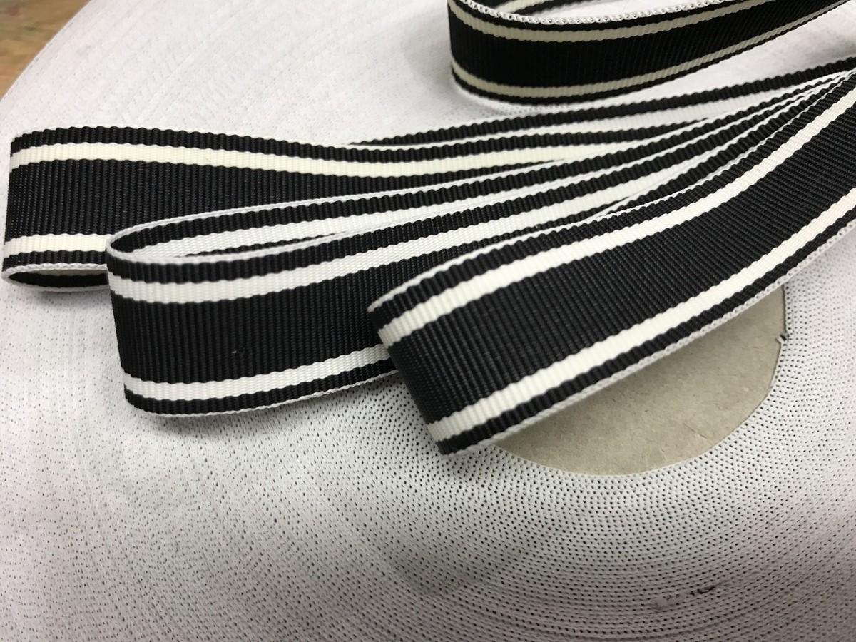 CAPRINO｜Ribbon Flare【Black×White】 40 vintage grosgrain trim