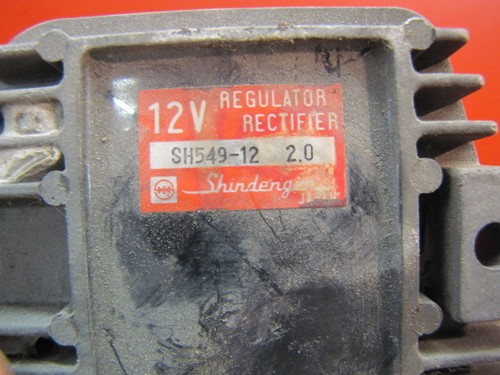 HONDA VF1100 C VF1100C GELIJKRICHTER REGELAAR RECTIFIER 31600-MB4-018 SH549 - Foto 3 di 4