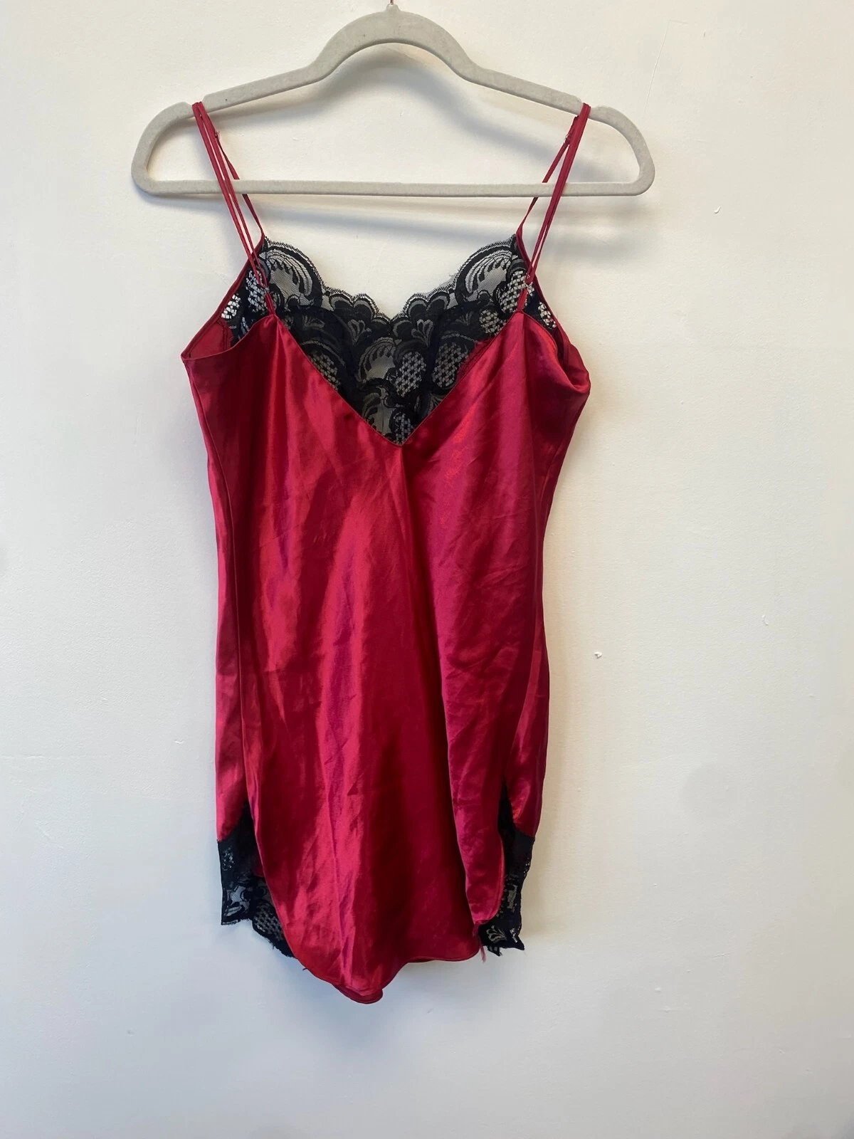 UNDERCOVER Abito vintage Victorias Secret etichetta oro raso rosso pizzo Y2k camicia piccolo