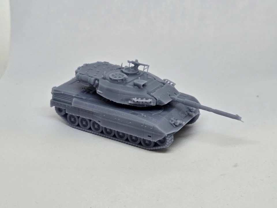 Leopard 1 C2 Mexas Spur H0 1:87 - Bild 2 von 3