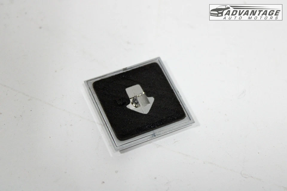 Hummer H3 2006-2010 puerta delantera izquierda o derecha marca de excelencia emblema logotipo OEM Foto 3 de 4