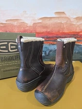 Keen Women Chester Boot Size 8.5 Potting Soil Brown