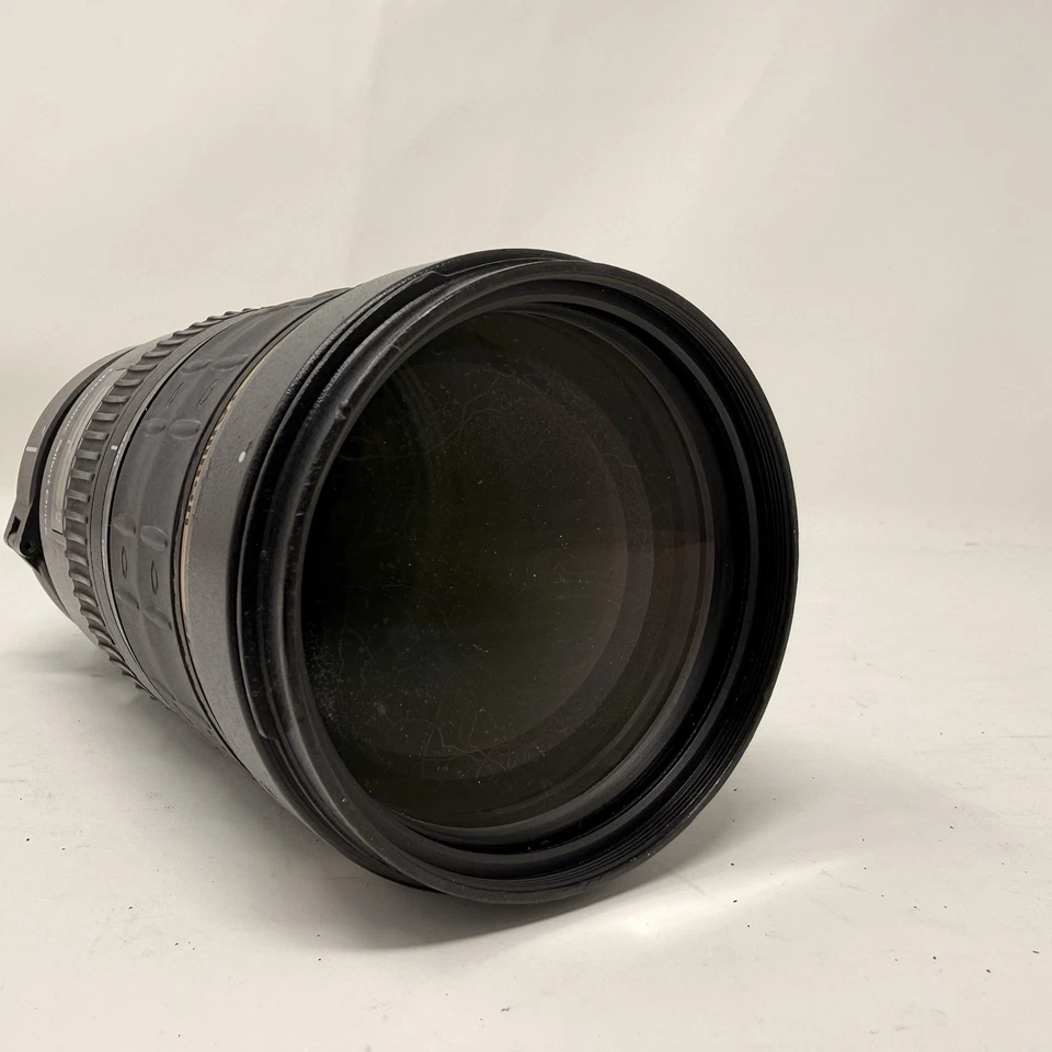 Lente Tamron SP A009 70-200 mm f/2,8 VC Di AF USD Foto 4 de 4