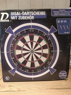 Sisal Dartscheibe Steeldart mit Pfeilen