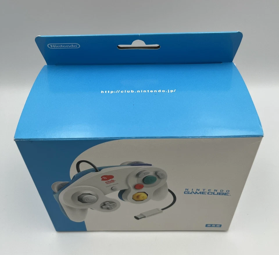 Club Nintendo Official Limited GameCube Controller DOL-003 in Box -New Sealed - Image 4 of 4