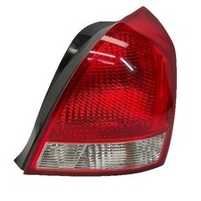 2002 Hyundai Elantra Sedan OEM Right Passenger Side Tail Brake Stop Light 01 02