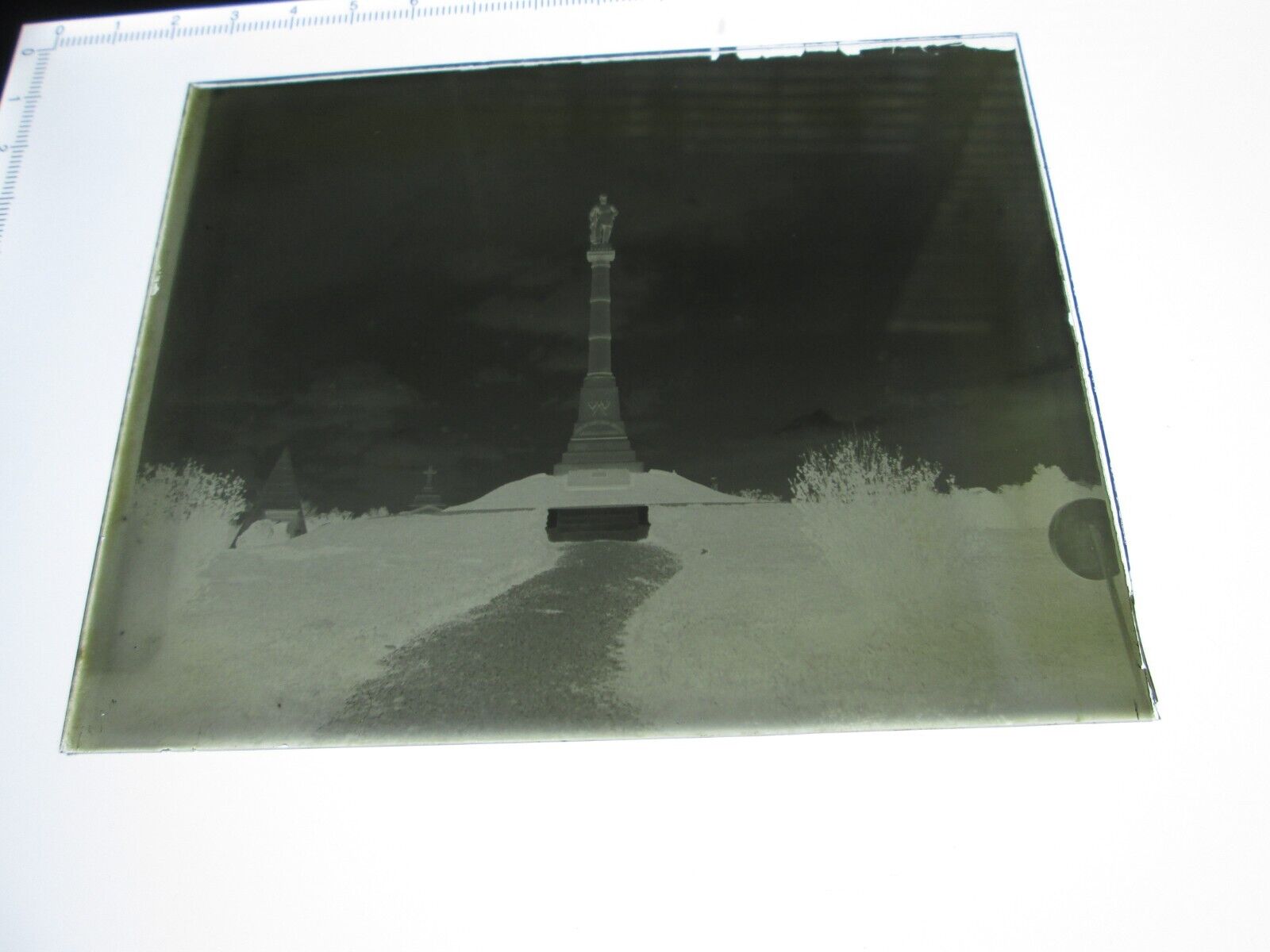 Picture 1 of 2
