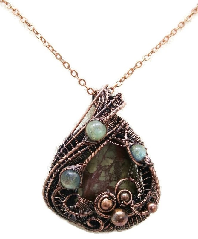 Collar colgante de jaspe Picasso con labradorita, en bronce Foto 2 de 4