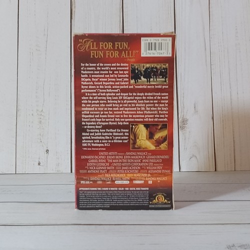 The Man in the Iron Mask VHS Tape 1998 Action/Adventure Leo DiCaprio SHIPS FREE - Picture 2 of 11