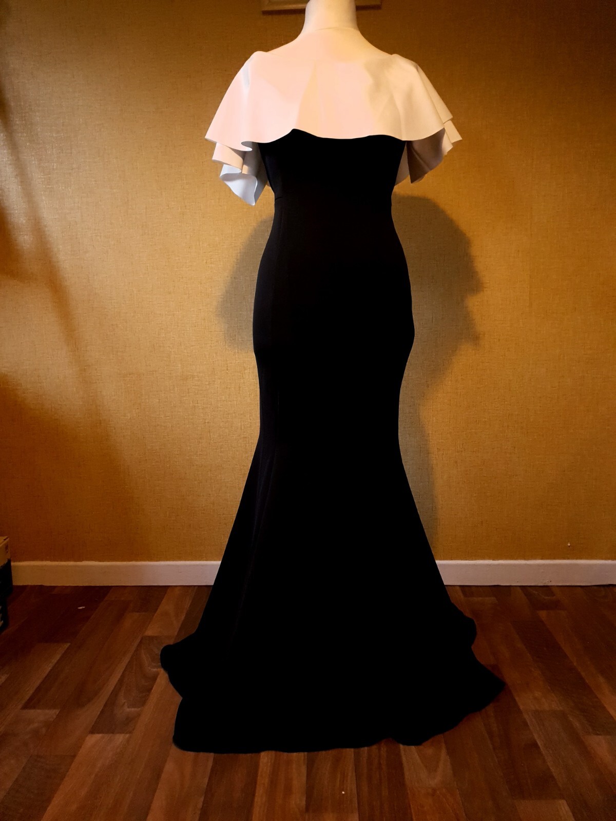 Picture 1 of 15