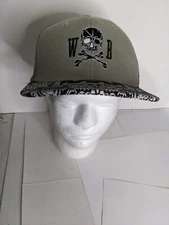 Decky WB skull hat strapback gray embroided cross bones skull embroidered