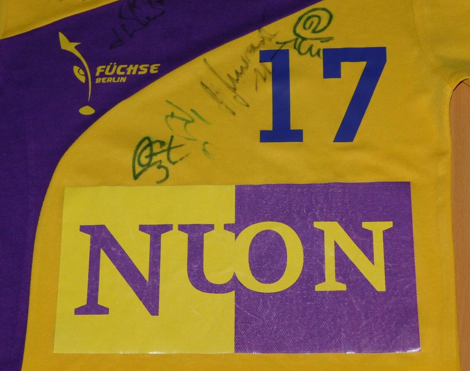 FUCHSE BERLIN 17 WILCZYNSKI 2007 MATCH WORN Kempa handball shirt jersey trikot Artrosguiden