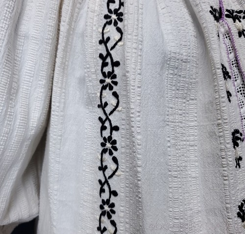 Embroidered Peasant Blouse ethnic folk costume Hungarian Croatian lace stylish - Picture 7 of 10