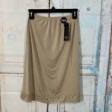 Jones New York Women's Silky Touch Microfiber Anti-Cling 23" Half Slip Lace Hem