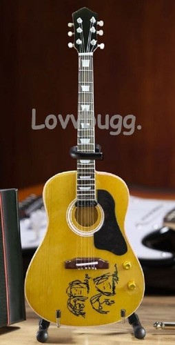 Instrument de guitare Lennon Give Peace Chance pour American Girl ADD-ONS FREESHIP ! LovvU ! - Photo 1 sur 12