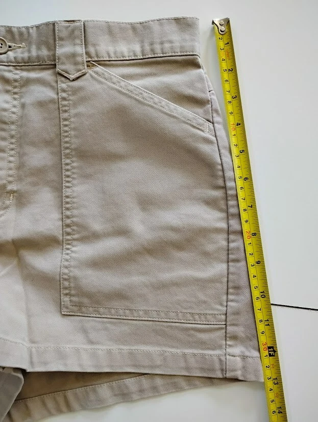 Shorts Old Navy Feminino Tamanho 8 Casual Bege Cargo Cáqui - Vintage Anos 2000 - Imagem 3 de 4