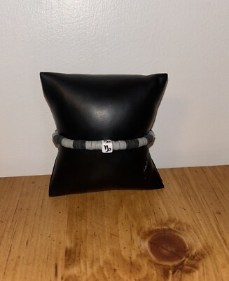 Capricorn (Zodiac Sign) Heishi Bracelet