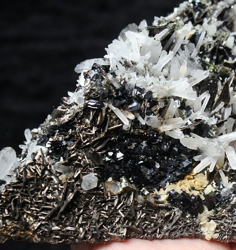 1490g Rare Natural Solid Golden Pyrite Quartz Crystal Mineral Specimen - Picture 10 of 11