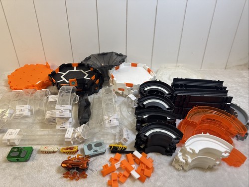 Hexbug Nano Bugs Lot Of 62 Pieces W/ Track Tubes Platforms Bugs Remotes Read