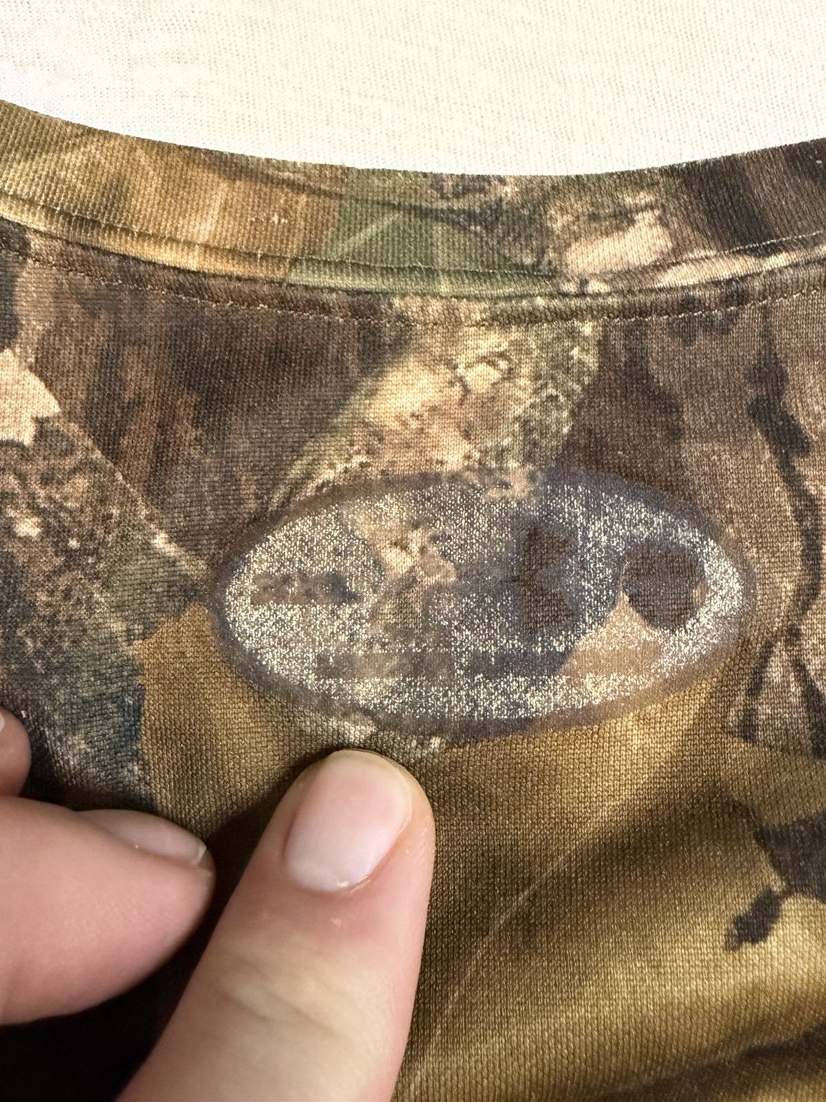 Under Armour long-sleeve hunting shirt in the Mossy Oak Men’s XXL thumbnail 8