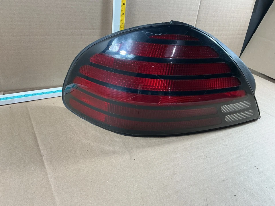 1999-2005 Pontiac Grand Am Rear Left Driver Side Tail Light Assembly OEM - Image 2 of 4