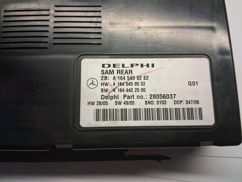 06-12 Mercedes R350 M500 Rear SAM Signal Acquisition Control Module 1991M - Picture 2 of 9