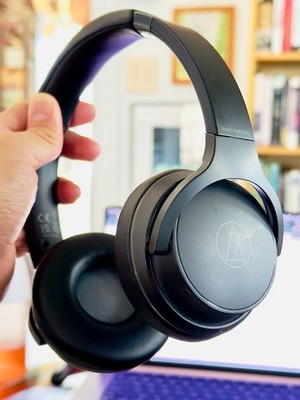 Audio-Technica Bluetooth Wireless On Ear Headphones (Black) (ATH-S220BT)
